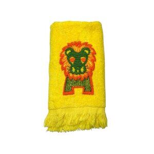 VTG 70s Golden Crown Yellow Fingertip Towel Embroidered Lion